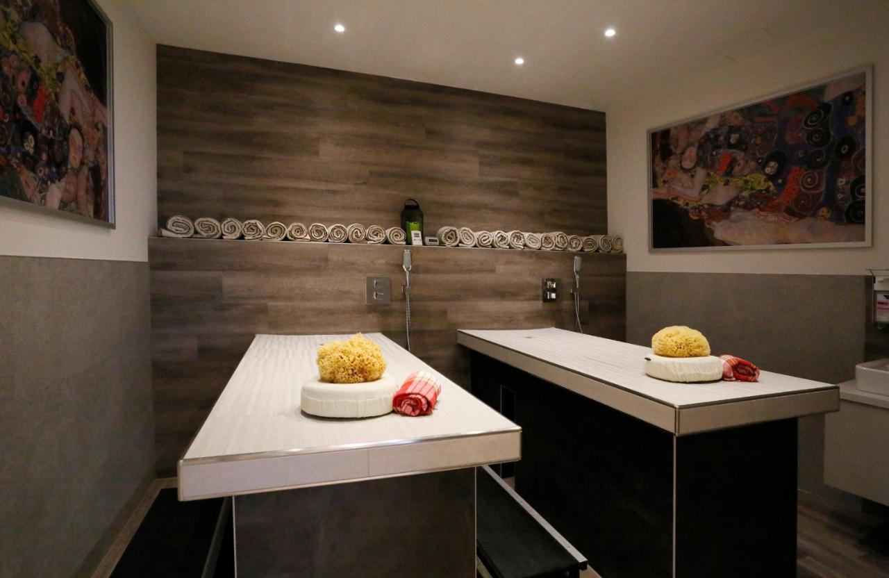 Hotel Konsumhotel Am Park 4*